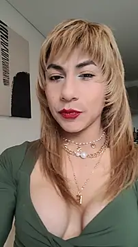 Snapshot of Evehampy chatting on October 2025 06:29:01 PM Evehampy online show from October 2025 06:29:01 PM