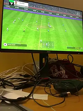 la chiennete online show from December 2025 10:28:02 PM