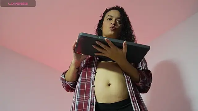 angela  98 online show from September 2025 12:33:02 AM