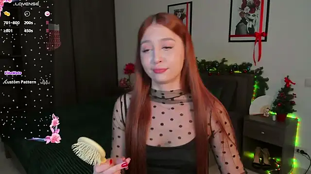 Snapshot of EleanorePeach chatting on December 2024 12:23:02 PM EleanorePeach online show from December 2024 12:23:02 PM