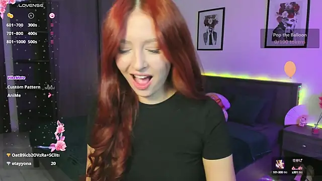 Snapshot of EleanorePeach chatting on October 2025 06:22:02 AM EleanorePeach online show from October 2025 06:22:02 AM