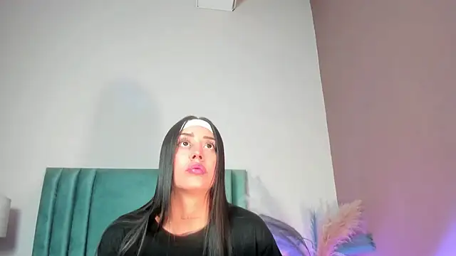 NoraDasilva online show from February 2026 11:09:01 PM