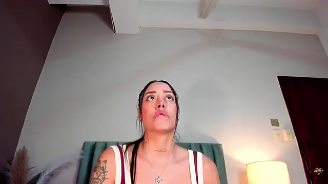 NoraDasilva online show from February 2026 10:50:02 PM