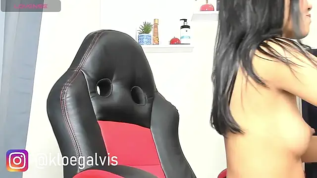 Snapshot of Kloe-squirts chatting on March 2025 04:12:01 PM Kloe-squirts online show from March 2025 04:12:01 PM