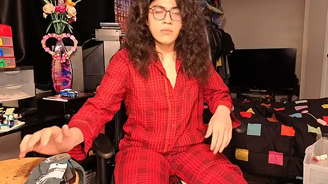 ShinyCherub online show from February 2025 12:05:02 PM