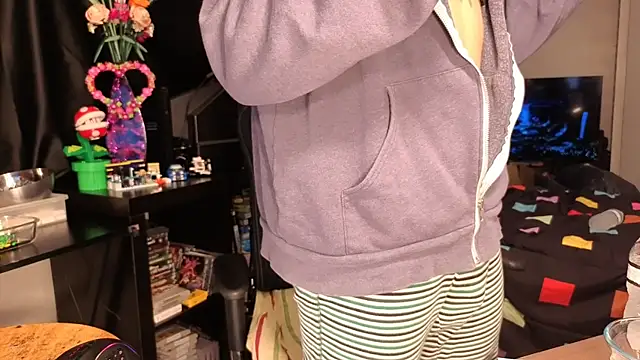 ShinyCherub online show from February 2025 04:41:02 PM