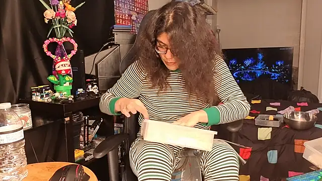 ShinyCherub online show from February 2025 12:39:01 PM