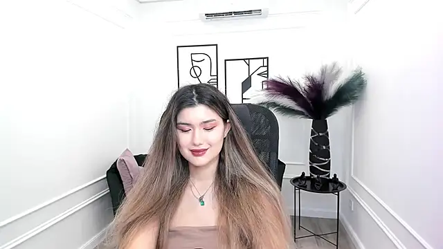 Snapshot of AnneTLi chatting on September 2025 03:17:01 AM AnneTLi online show from September 2025 03:17:01 AM