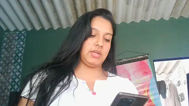 almaswan1 online show from September 2025 07:06:02 PM