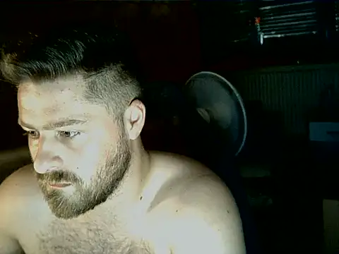 Snapshot of berisha_bezo chatting on June 2026 09:21:02 AM berisha bezo online show from June 2026 09:21:02 AM