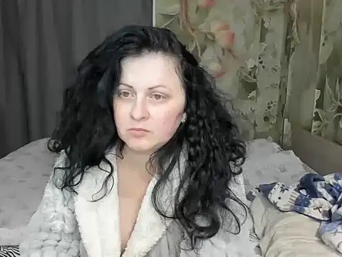 Lillian2 online show from April 2026 08:31:01 PM