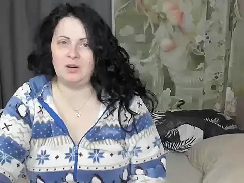 Lillian2 online show from May 2026 01:43:01 AM