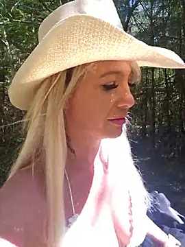 Sexy Sparkling  online show from April 2026 10:13:01 AM