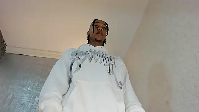 DominicSccott online show from October 2025 12:37:02 PM