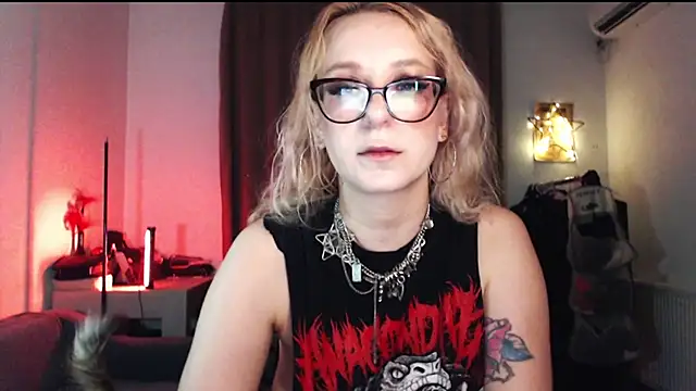 welliza online show from August 2026 10:12:01 PM