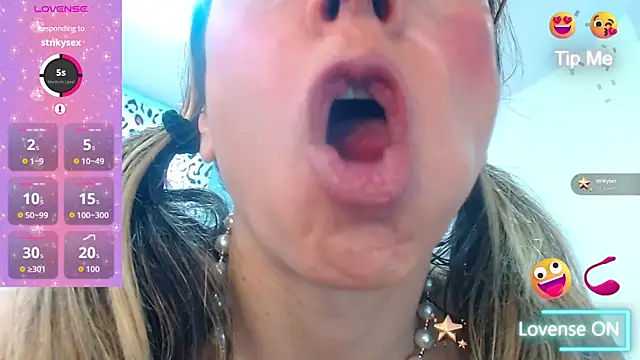 heidy sweetts online show from October 2025 11:46:02 AM