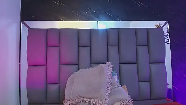  MiaBrown  online show from February 2026 12:09:01 PM