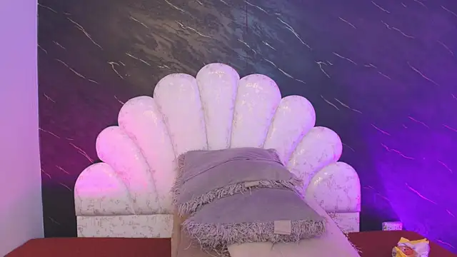  MiaBrown  online show from April 2026 12:08:02 PM