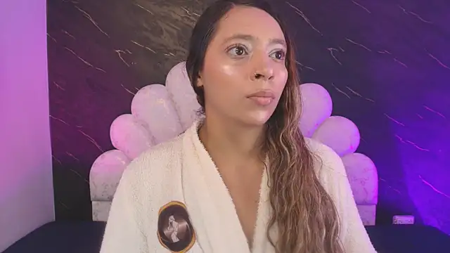  MiaBrown  online show from May 2026 12:10:01 PM