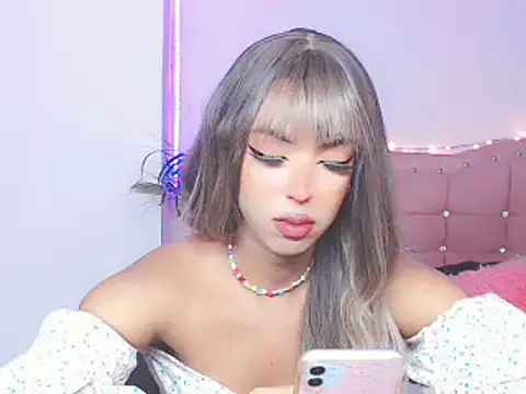 Tanedra collings online show from February 2025 06:35:01 AM