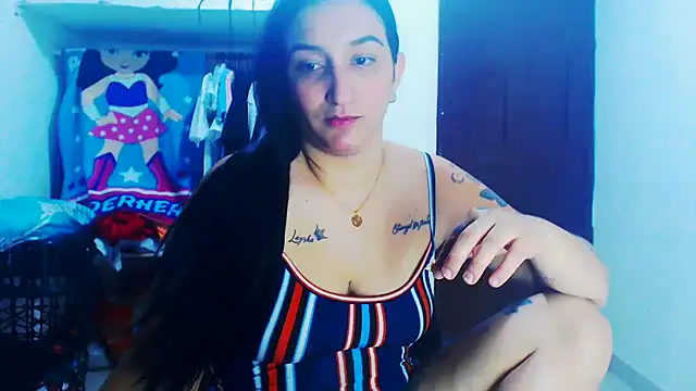 Snapshot of liz_dirty chatting on March 2025 10:51:01 PM liz dirty online show from March 2025 10:51:01 PM