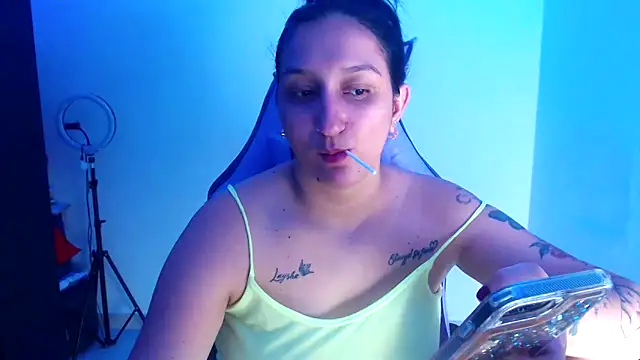 Snapshot of liz_dirty chatting on September 2025 11:05:02 PM liz dirty online show from September 2025 11:05:02 PM