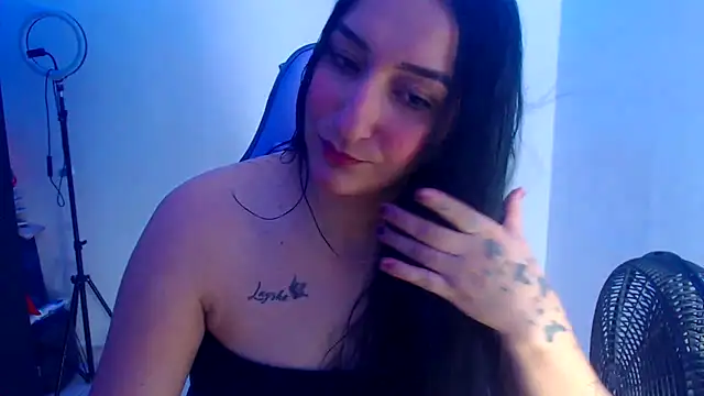 Snapshot of liz_dirty chatting on September 2025 11:15:02 PM liz dirty online show from September 2025 11:15:02 PM