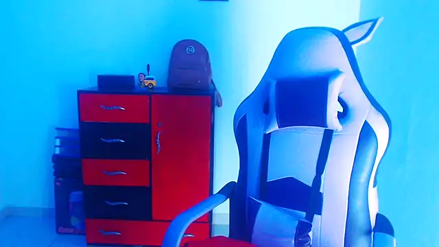 liz dirty online show from November 2025 10:30:01 PM