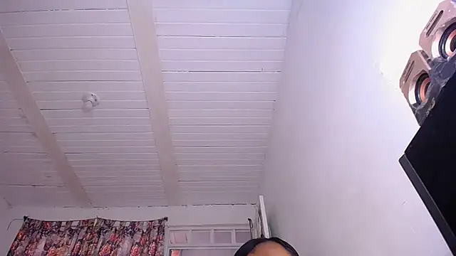 Snapshot of yselahot chatting on October 2025 03:22:02 PM yselahot online show from October 2025 03:22:02 PM