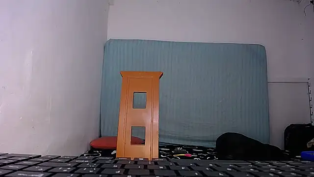 Snapshot of yselahot chatting on October 2025 06:10:02 PM yselahot online show from October 2025 06:10:02 PM