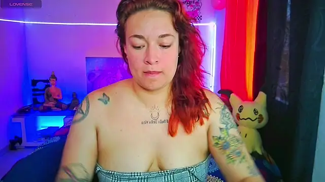 Snapshot of IamZaylu chatting on December 2024 03:53:02 PM IamZaylu online show from December 2024 03:53:02 PM