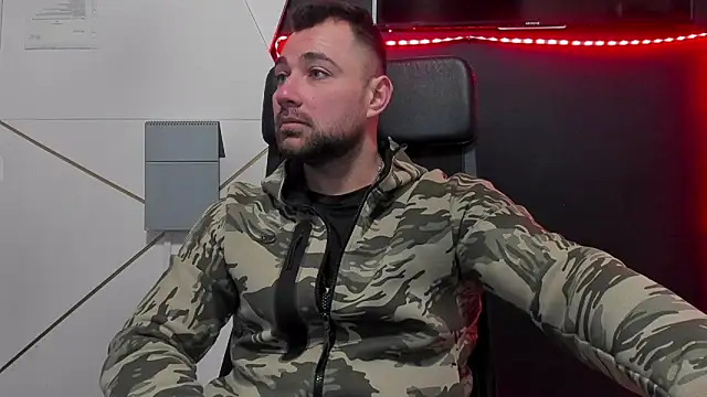 Snapshot of DuncanStone chatting on February 2026 06:21:02 AM DuncanStone online show from February 2026 06:21:02 AM