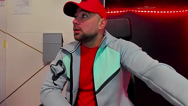 Snapshot of DuncanStone chatting on March 2026 05:00:01 AM DuncanStone online show from March 2026 05:00:01 AM