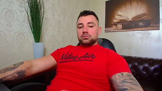 Snapshot of DuncanStone chatting on March 2026 12:00:01 PM DuncanStone online show from March 2026 12:00:01 PM