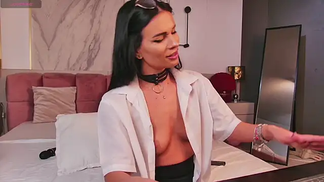 Snapshot of EllaViceX chatting on February 2025 07:51:02 AM EllaViceX online show from February 2025 07:51:02 AM