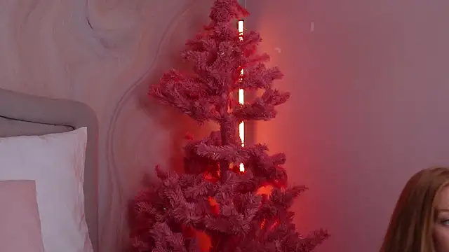 Snapshot of GingerEllis chatting on December 2024 04:22:01 AM GingerEllis online show from December 2024 04:22:01 AM