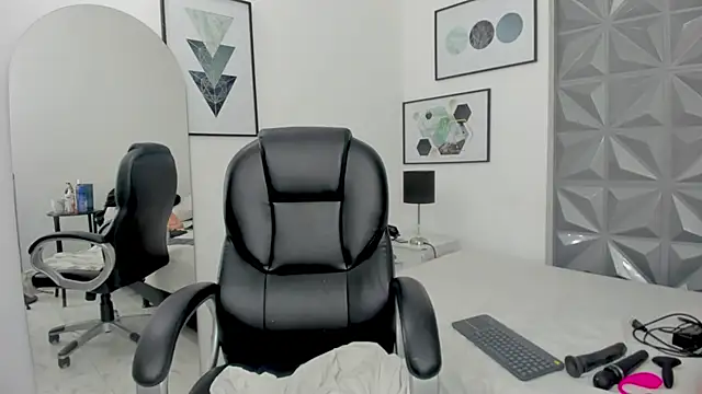 Snapshot of Tanisha__campbell chatting on October 2025 12:36:02 PM Tanisha campbell online show from October 2025 12:36:02 PM