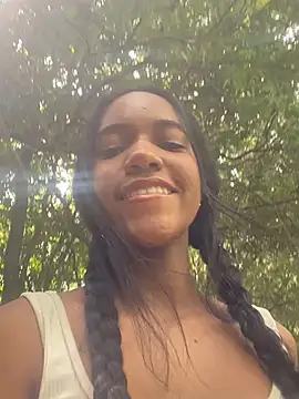 Snapshot of Tina_Rouse2 chatting on January 2025 04:28:01 PM Tina Rouse2 online show from January 2025 04:28:01 PM