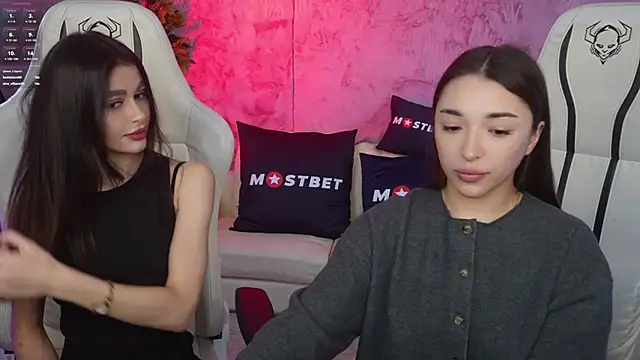 Snapshot of Jasmine_Flow chatting on December 2024 01:49:02 PM Jasmine Flow online show from December 2024 01:49:02 PM