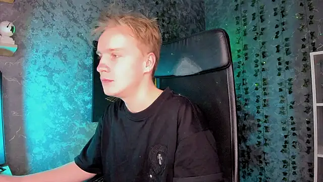 Snapshot of AlexxSweet chatting on February 2026 06:50:02 AM AlexxSweet online show from February 2026 06:50:02 AM