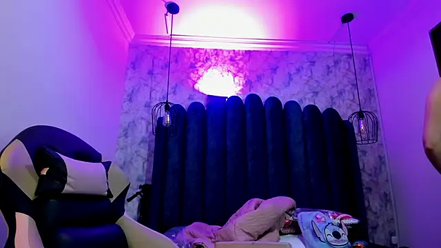 nalalye cruzz  online show from May 2026 03:57:02 AM