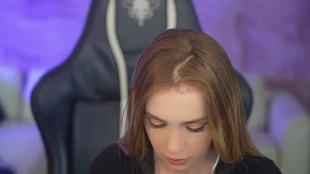 Snapshot of Anabelka054 chatting on October 2025 10:27:01 AM Anabelka054 online show from October 2025 10:27:01 AM