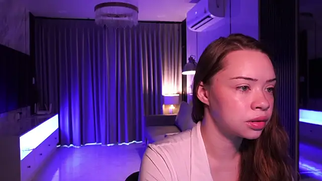 VixenMia online show from October 2025 02:39:02 AM