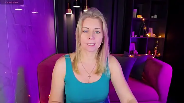 Annie Light online show from December 2024 12:12:02 PM