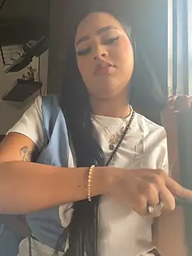 Snapshot of Luisa_Fernandaa chatting on February 2026 06:28:01 PM Luisa Fernandaa online show from February 2026 06:28:01 PM