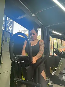 Snapshot of Luisa_Fernandaa chatting on February 2026 07:14:02 PM Luisa Fernandaa online show from February 2026 07:14:02 PM