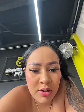 Snapshot of Luisa_Fernandaa chatting on March 2026 06:22:02 PM Luisa Fernandaa online show from March 2026 06:22:02 PM