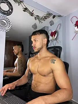 Snapshot of ARON_TAYLER01 chatting on December 2024 12:45:02 PM ARON TAYLER01 online show from December 2024 12:45:02 PM