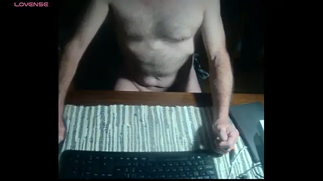 Snapshot of terrybare chatting on March 2025 06:01:02 PM terrybare online show from March 2025 06:01:02 PM
