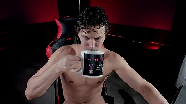 dirty-boss online show from May 2026 07:30:01 PM